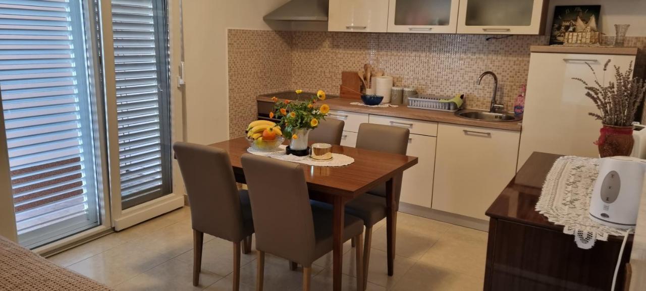 Ferienwohnung Apartman Maja Split Exterior foto